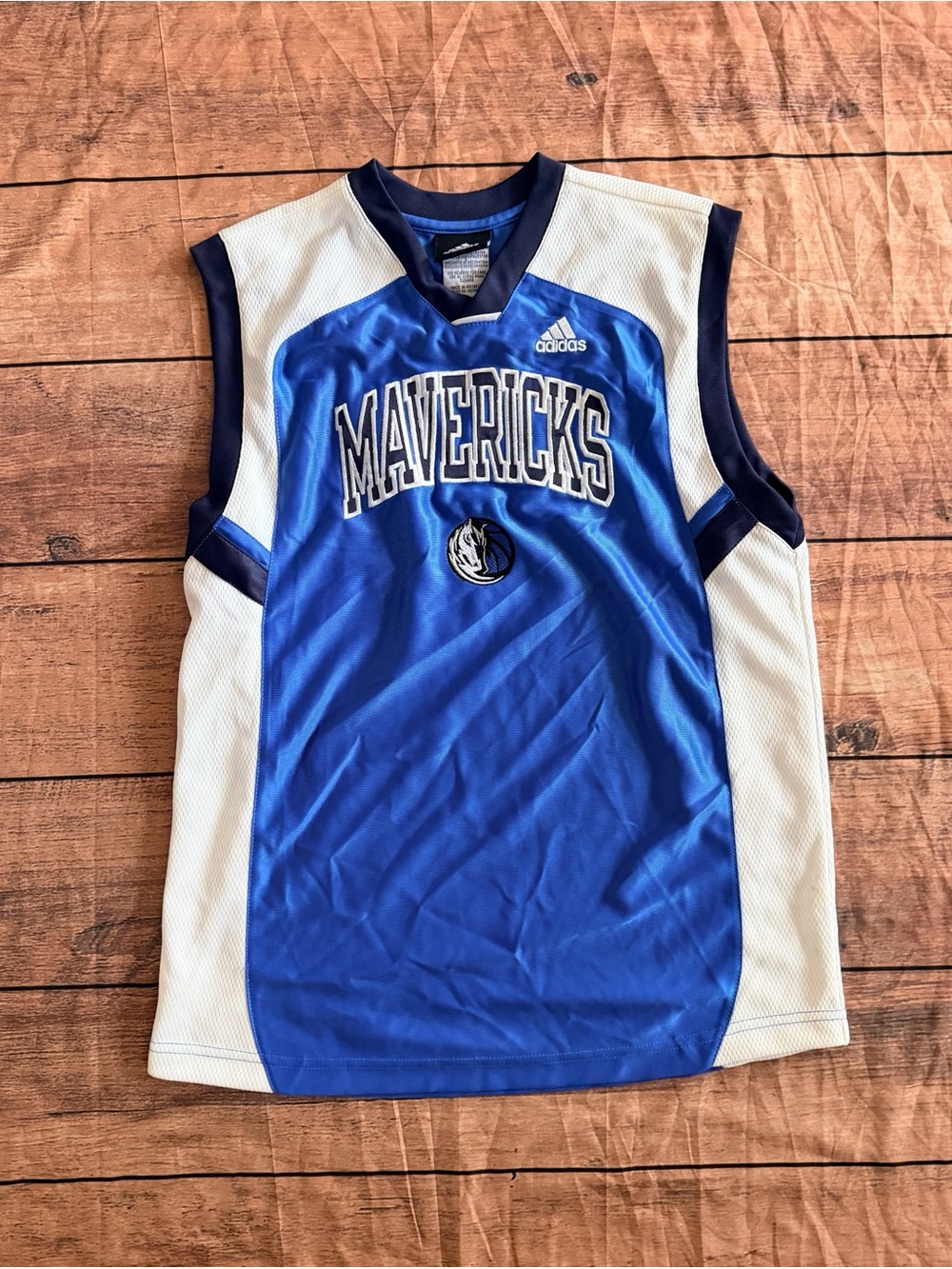 Vintage Adidas Youth Dallas Mavericks Practice Jersey Youth L 14-16